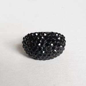Elegant Black Crystal Ring